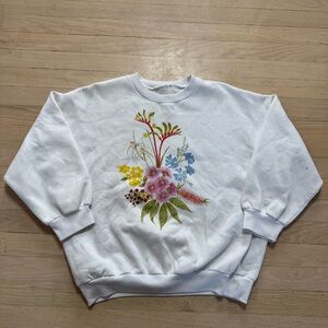 Vintage Crewneck Sweatshirt Australian Floral Print White Medium